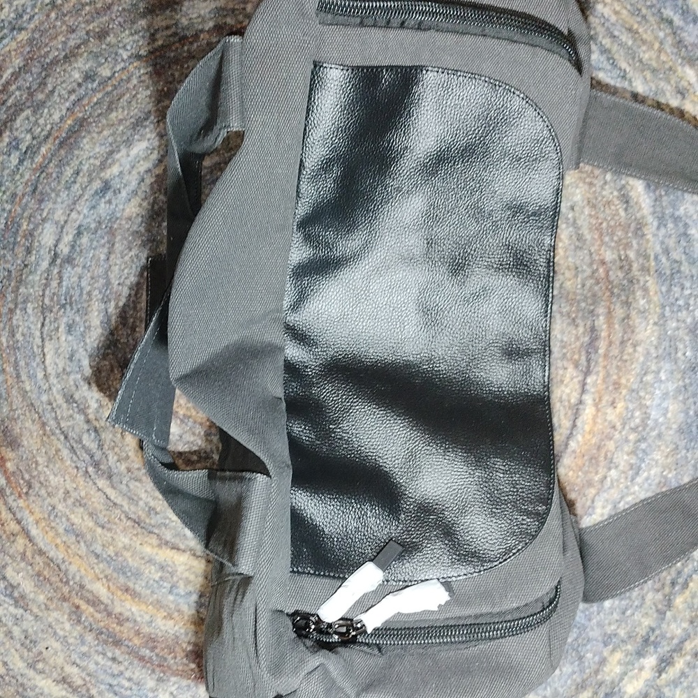 Weekender Duffle Bag 🛍️ - Picture 5 of 7